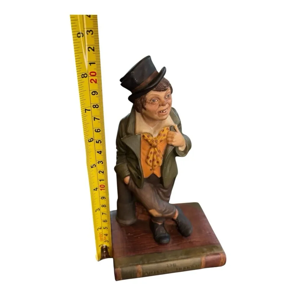 Aynsley Charles Dickens Series Artful Dodger figure‎ 1977